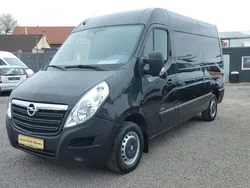 Schwarz Gebraucht 2017 Opel Movano Van | 11.900 € (Guter Preis)