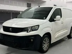 Weiß Gebraucht 2019 Peugeot Partner Van / Kleinbus | 14.690 € (Guter Preis)