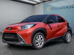 Rot Gebraucht 2022 Toyota Aygo Kleinwagen | 17.299 € (Fairer Preis)