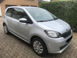 Silber Gebraucht 2013 Skoda Citigo Ambition Kleinwagen | 6.600 € (Fairer Preis)