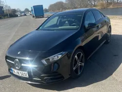 Schwarz Gebraucht 2020 Mercedes A250 AMG line Limousine | 25.499 € (Teuer)