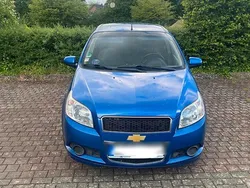 Blau Gebraucht 2010 Chevrolet Aveo Kleinwagen | 2.500 € (Etwas zu teuer)
