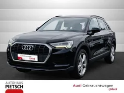 Mythosschwarz metallic Gebraucht 2022 Audi Q3 Ambiente SUV | 29.890 € (Guter Preis)