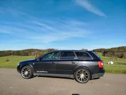 Schwarz Gebraucht 2001 Audi A4 S-Line Kombi | 2.800 € (Fairer Preis)