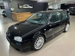 Schwarz Gebraucht 2002 VW Golf IV R Limousine | 43.990 €