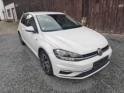 Weiß Gebraucht 2018 VW Golf VII Join Limousine | 12.800 € (Superpreis)