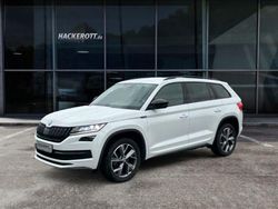 Weiss Gebraucht 2021 Skoda Kodiaq SportLine SUV | 29.480 € (Fairer Preis)