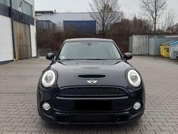 Schwarz Gebraucht 2018 Mini Cooper S Kleinwagen | 18.999 € (Teuer)