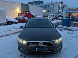 Grau Gebraucht 2015 VW Passat Kombi | 12.500 € (Superpreis)