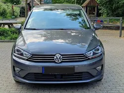 Grau Gebraucht 2017 VW Golf Sportsvan Comfortline Van / Kleinbus | 13.900 € (Fairer Preis)