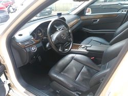 Beige Gebraucht 2011 Mercedes E200 Limousine | 5.600 € (Superpreis)