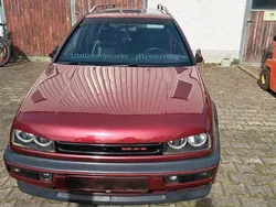 Rot Gebraucht 2025 VW Golf VIII Kombi | 10.200 €