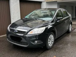 Schwarz Gebraucht 2010 Ford Focus Limousine | 1.550 € (Guter Preis)