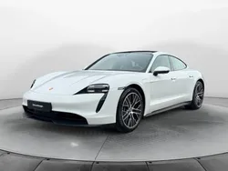 Weiß Gebraucht 2021 Porsche Taycan Limousine | 59.700 € (Fairer Preis)