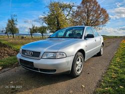 Silber Gebraucht 1997 Audi A4 Limousine | 950 € (Superpreis)