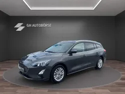 Grau Gebraucht 2022 Ford Focus Titanium Kombi | 19.999 € (Superpreis)