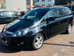 Gebraucht 2012 Opel Zafira Family Van / Kleinbus | 4.600 € (Fairer Preis)