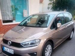 Gold Gebraucht 2015 VW Golf Sportsvan Comfortline Van / Kleinbus | 11.000 € (Guter Preis)