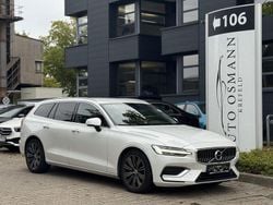 Weiß Gebraucht 2018 Volvo V60 Inscription Kombi | 23.950 € (Fairer Preis)