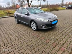 Grau Gebraucht 2010 Renault Mégane GrandTour Kombi | 2.750 € (Fairer Preis)