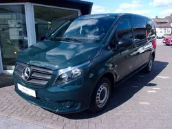 Grün Gebraucht 2023 Mercedes Vito Van / Kleinbus | 38.500 €