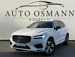 Ice white, solid / solid Gebraucht 2021 Volvo XC60 R-Design SUV | 31.950 € (Superpreis)