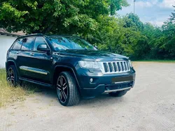 Grau Gebraucht 2011 Jeep Grand Cherokee Overland SUV | 16.000 €