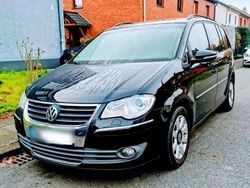 Schwarz Gebraucht 2010 VW Touran Van / Kleinbus | 4.999 € (Superpreis)