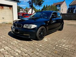 Schwarz Gebraucht 2009 BMW 118 Sport Line Kleinwagen | 1.399 € (Guter Preis)