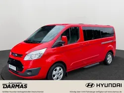 Rot Gebraucht 2017 Ford Tourneo Custom Titanium Van / Kleinbus | 15.990 € (Superpreis)