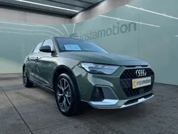 Grün Gebraucht 2024 Audi A1 Sport Kleinwagen | 23.280 € (Fairer Preis)