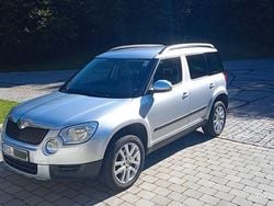 Silber Gebraucht 2013 Skoda Yeti Ambition SUV | 11.300 € (Guter Preis)