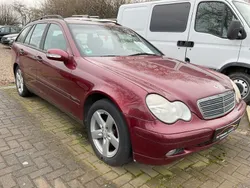 Rot Gebraucht 2002 Mercedes C220 Classic Limousine | 1.499 € (Guter Preis)