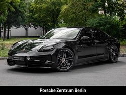 Grün Neu 2025 Porsche Taycan GTS Limousine | 200.476 €
