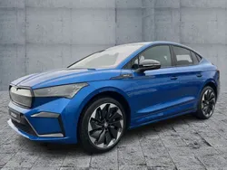 Blau Gebraucht 2024 Skoda Enyaq iV SportLine SUV | 54.470 € (Guter Preis)