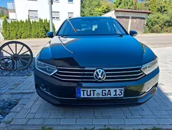Schwarz Gebraucht 2018 VW Passat Comfortline Kombi | 10.200 € (Fairer Preis)