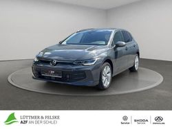 Grau Gebraucht 2025 VW Golf VIII Life Limousine | 34.890 €