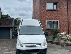 Weiß Gebraucht 2009 Iveco Daily Van / Kleinbus | 6.999 € (Superpreis)