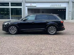 Schwarz Gebraucht 2019 Audi Q7 S-Line SUV | 66.800 €