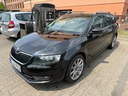 Schwarz Gebraucht 2014 Skoda Octavia Elegance Kombi | 8.999 € (Guter Preis)
