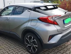Silber Gebraucht 2019 Toyota C-HR Style SUV | 20.200 € (Fairer Preis)