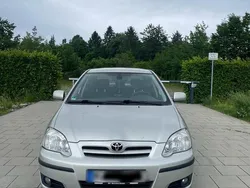 Silber Gebraucht 2005 Toyota Corolla Sol Kleinwagen | 3.900 € (Fairer Preis)