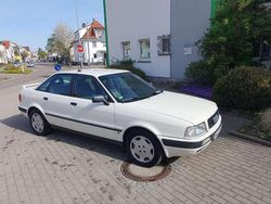 Weiß Gebraucht 1992 Audi 80 Limousine | 6.900 €