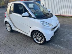 Weiß Gebraucht 2010 Smart ForTwo Coupé Coupé | 3.800 €