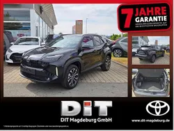 Black mica / ink Neu 2025 Toyota Yaris Cross SUV | 27.890 € (Guter Preis)