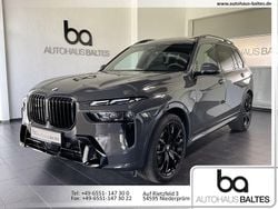 Dravitgrau met. Gebraucht 2025 BMW X7 M Sport SUV | 102.850 €
