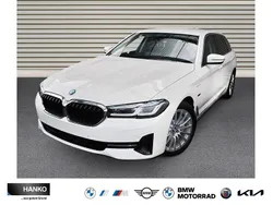 Alpinweiss iii Gebraucht 2022 BMW 530e Efficient Dynamics Kombi | 39.900 € (Fairer Preis)