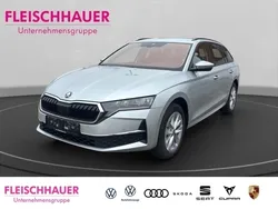 Silber Neu 2024 Skoda Octavia Selection Kombi | 34.984 € (Fairer Preis)
