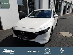 Weiß Gebraucht 2022 Mazda 3 Selection Limousine | 19.490 € (Fairer Preis)