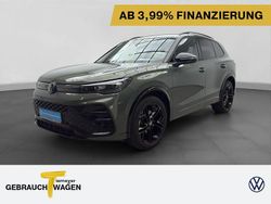 Grün Gebraucht 2024 VW Tiguan R-line SUV | 39.390 € (Fairer Preis)